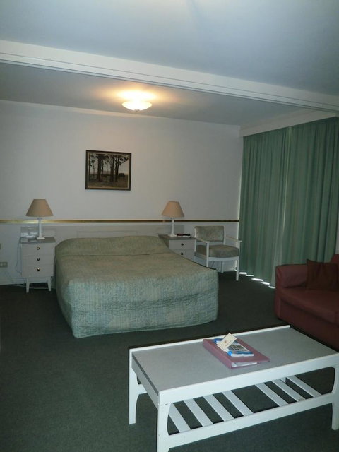 Parklane Motel - Sunshine Coast Tourism 31