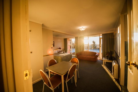 Parklane Motel - Sunshine Coast Tourism 0