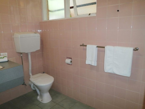 Parklane Motel - Sunshine Coast Tourism 36