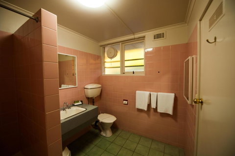 Parklane Motel - Sunshine Coast Tourism 6