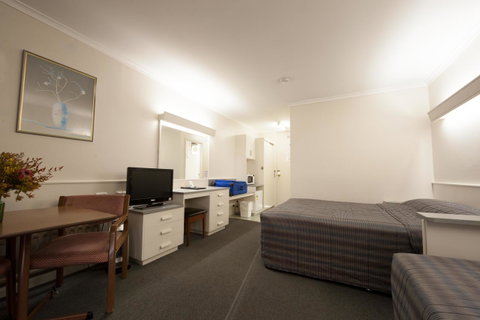 Parklane Motel - Sunshine Coast Tourism 10