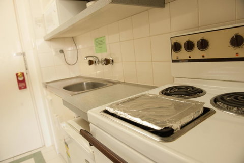 Parklane Motel - Sunshine Coast Tourism 11