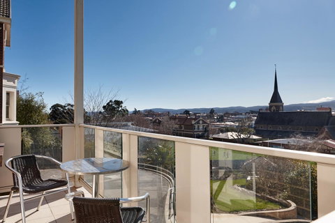 Auldington Hotel - Sunshine Coast Tourism 12