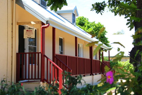 Richmond Coachmans Rest - Sunshine Coast Tourism 0