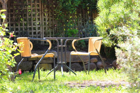 Richmond Coachmans Rest - Sunshine Coast Tourism 11