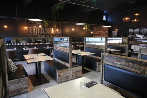 Hotel Launceston - Sunshine Coast Tourism 13