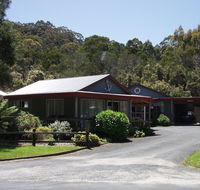The Crays Accommodation - Holiday Sunshine Coast