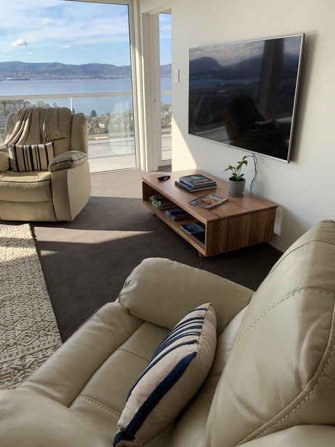 Anchorage Tasmania - Sunshine Coast Tourism 23