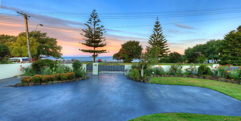 Birchwood On The River - Devonport, Tasmania - Self-Contained And Self-Catering Accommodation - Sunshine Coast Tourism 10