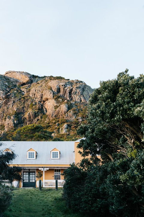 Ship Inn Stanley - Holiday Sunshine Coast 1