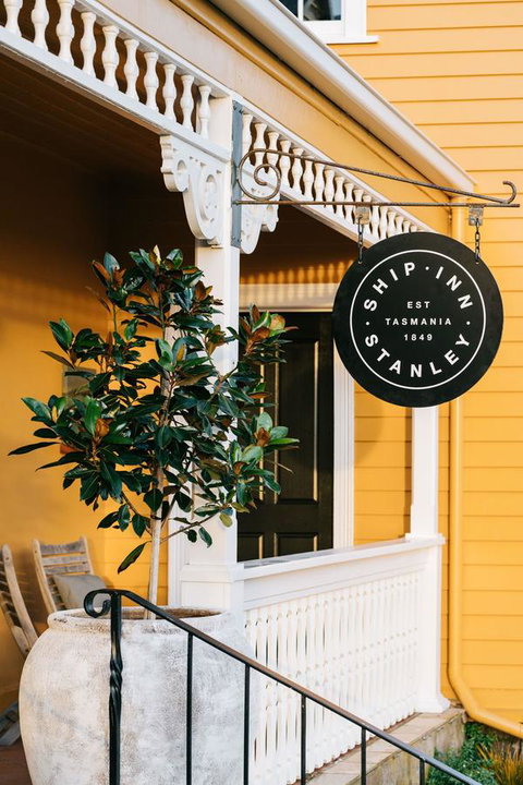 Ship Inn Stanley - Holiday Sunshine Coast 21