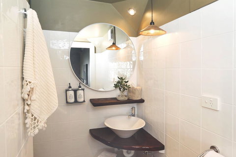 Ship Inn Stanley - Holiday Sunshine Coast 18