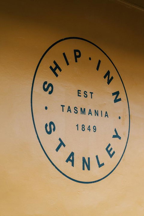 Ship Inn Stanley - Holiday Sunshine Coast 25