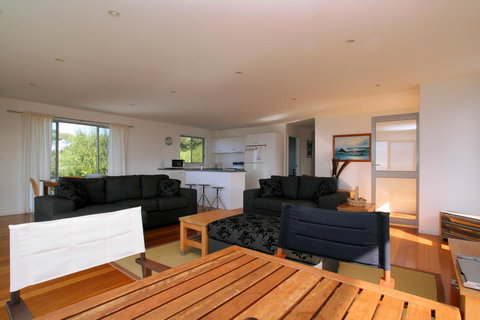 Suntrap Cove Bicheno - Sunshine Coast Tourism 22