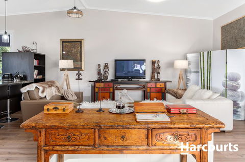 The WeareHouse In Deloraine - Sunshine Coast Tourism 16