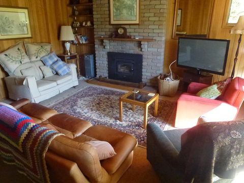 Eureka Farm - Holiday Sunshine Coast 9