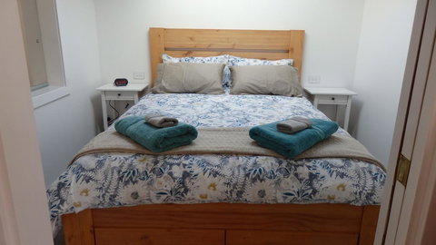 Karoola Cottage Self Contained - Sunshine Coast Tourism 8