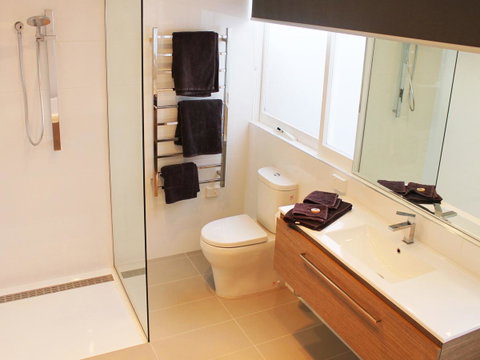 Apartment On King - Free Car - Sunshine Coast Tourism 4