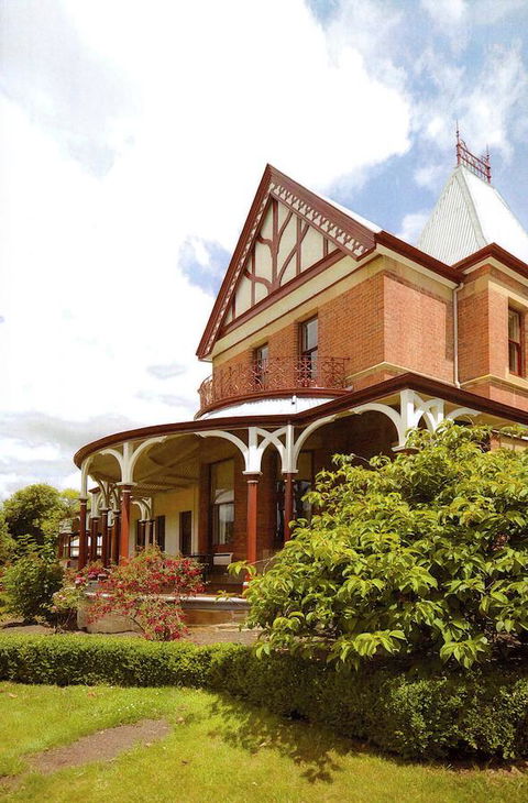Old Bishop\'s Quarters Heritage, Modern & Unique Accommodation - Holiday Sunshine Coast 0