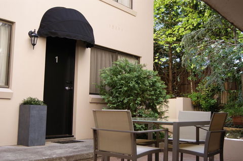 Grosvenor Court Apartments - Sunshine Coast Tourism 26