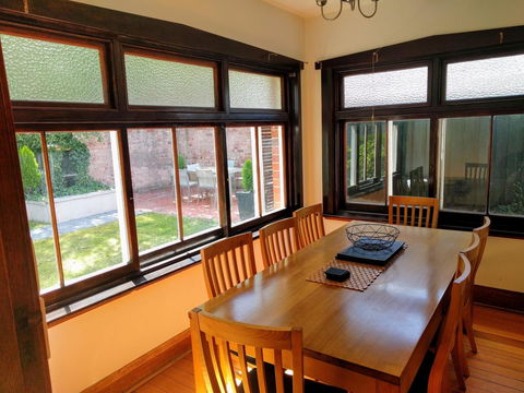 Grosvenor Court Apartments - Sunshine Coast Tourism 6