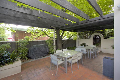 Grosvenor Court Apartments - Sunshine Coast Tourism 29