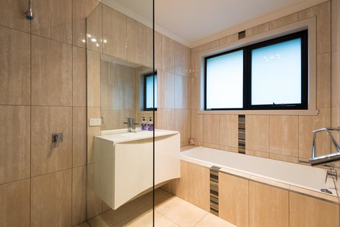 Euphoria House - Sunshine Coast Tourism 7