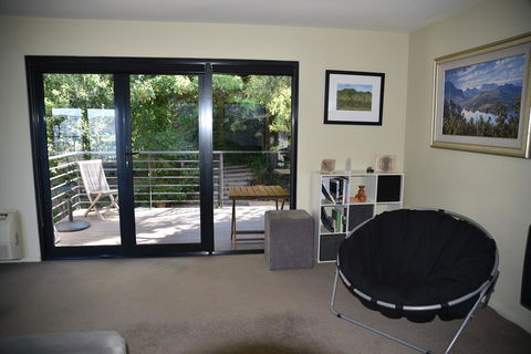 Studioat10 - Holiday Sunshine Coast 4