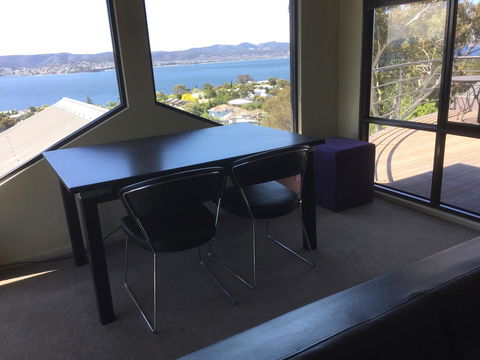 Studioat10 - Holiday Sunshine Coast 21
