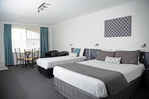 Tamar River Villas - Sunshine Coast Tourism 14