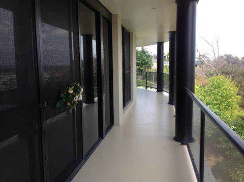 Sheer Pleasure Accommodation - Sunshine Coast Tourism 5