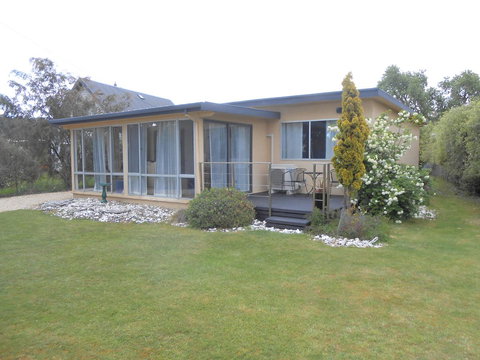 Bruny Ocean Cottage - Holiday Sunshine Coast 0