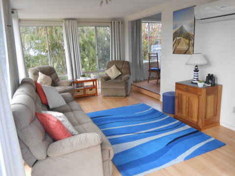 Bruny Ocean Cottage - Holiday Sunshine Coast 2