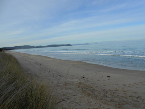 Bruny Ocean Cottage - Holiday Sunshine Coast 16