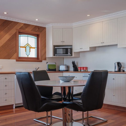 Cod Rock Point - Sunshine Coast Tourism 10