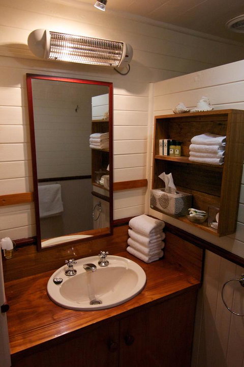 Hamlet Downs Country Accommodation - Sunshine Coast Tourism 38