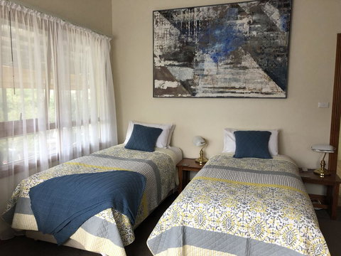 Hamlet Downs Country Accommodation - Sunshine Coast Tourism 1