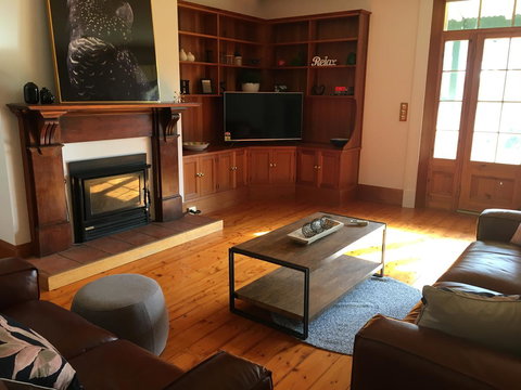 CLAYFIELD HOMESTEAD - Rustic Country Accommodation - Holiday Sunshine Coast 4
