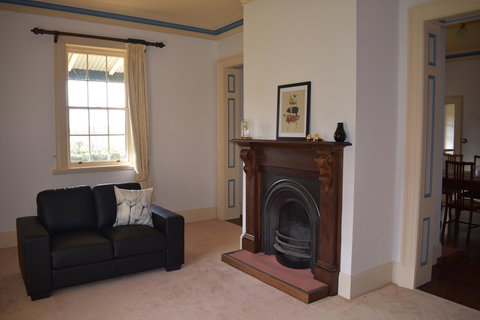 CLAYFIELD HOMESTEAD - Rustic Country Accommodation - Holiday Sunshine Coast 9