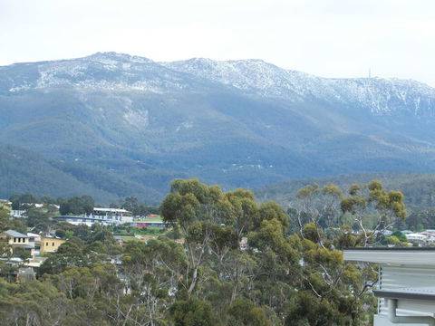Hobart Villa - Sunshine Coast Tourism 15