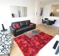 Neutral Bay Self-Contained Modern One-Bedroom Apartment 63BEN - Holiday Sunshine Coast