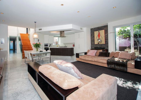 New Luxury Home Near Coogee Beach In Sydney - Holiday Sunshine Coast 2