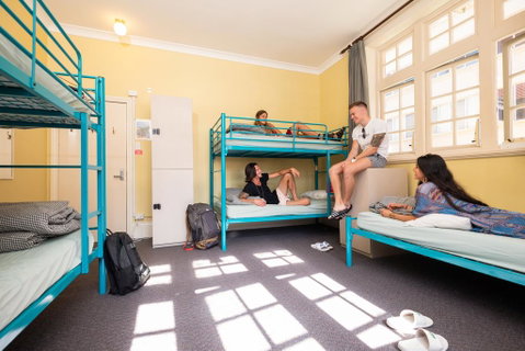 Newcastle Beach YHA - Sunshine Coast Tourism 1