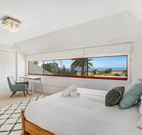 Newcastle Executive Homes - Oceanview Terrace - Sunshine Coast Tourism