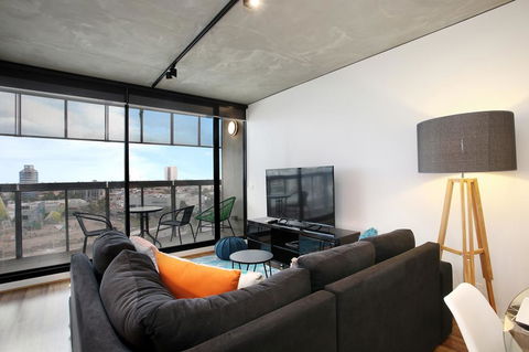 NGV Art Centre Retreat - StayCentral - Sunshine Coast Tourism 2