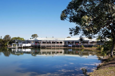 Nightcap At Waterfront Hotel - Sunshine Coast Tourism 0