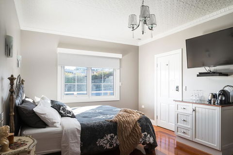 Noah's Stanley Luxury Bed And Breakfast - Sunshine Coast Tourism 2