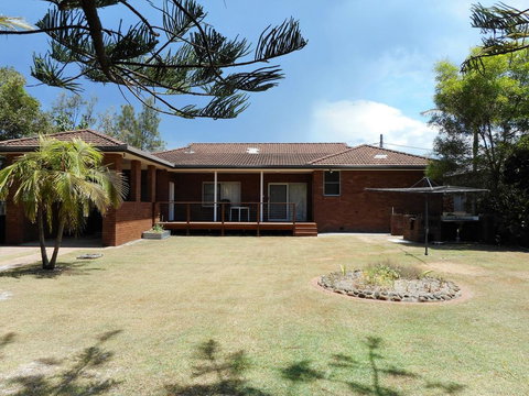 Norfolk At Hat Head - Sunshine Coast Tourism 3