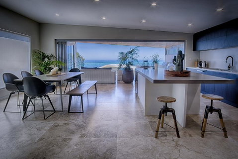 North Shore Holiday Home - Sunshine Coast Tourism 1