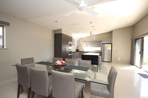 NORTHERN HAVEN-3/16 David Campbell St NH - Sunshine Coast Tourism 2